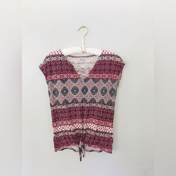 LUCKY BRAND Medallion Tie Front Tee Cream Burgundy Floral Print Cap Sleeve Boho - Picture 3 of 6